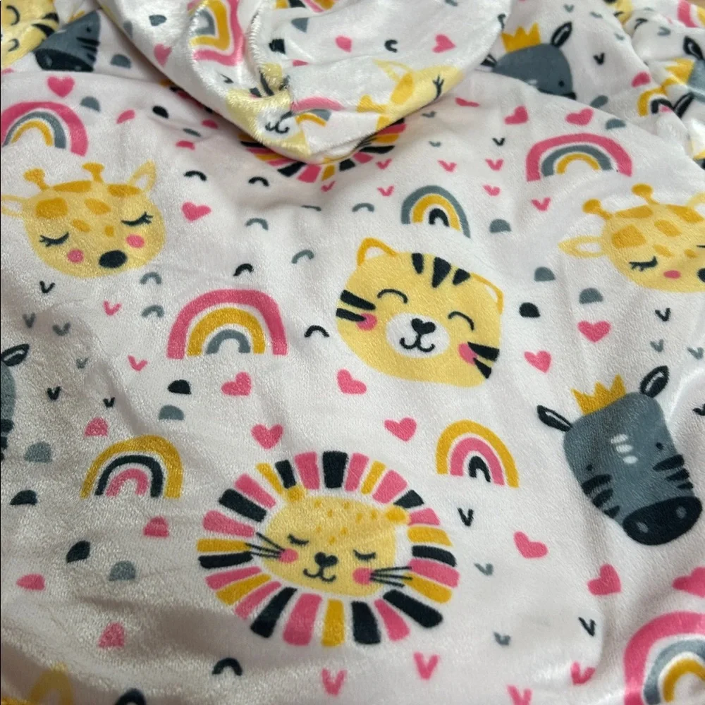 Zack & Zoey Colorful Animal Print Plush Pink and white Robe, 0-9 months NWT